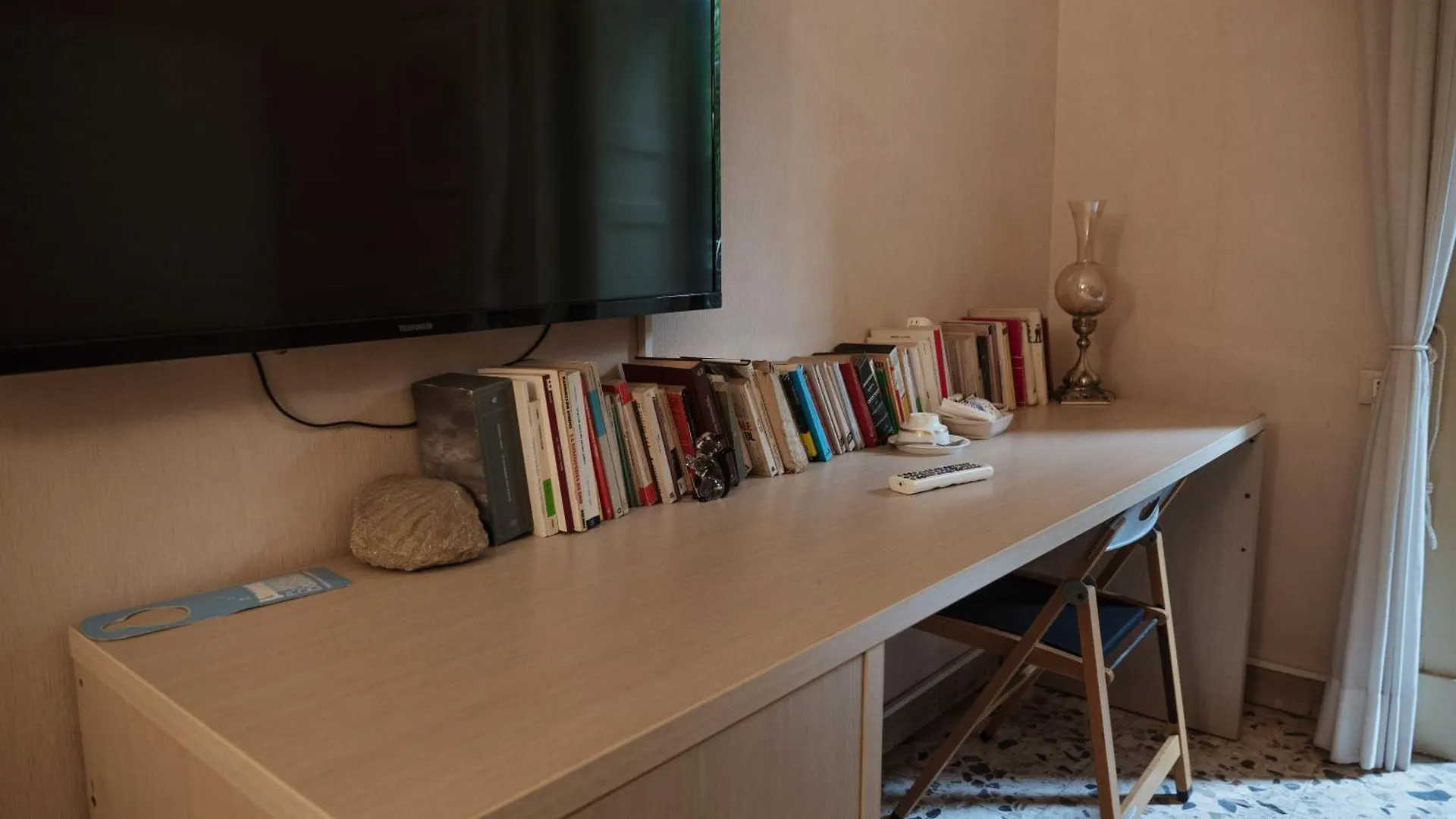 Nocleg ze śniadaniem Bed and Breakfast Bed And Books Katania Włochy