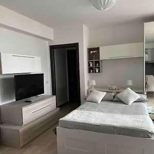 Privato Garibaldi Apartament Mediolan